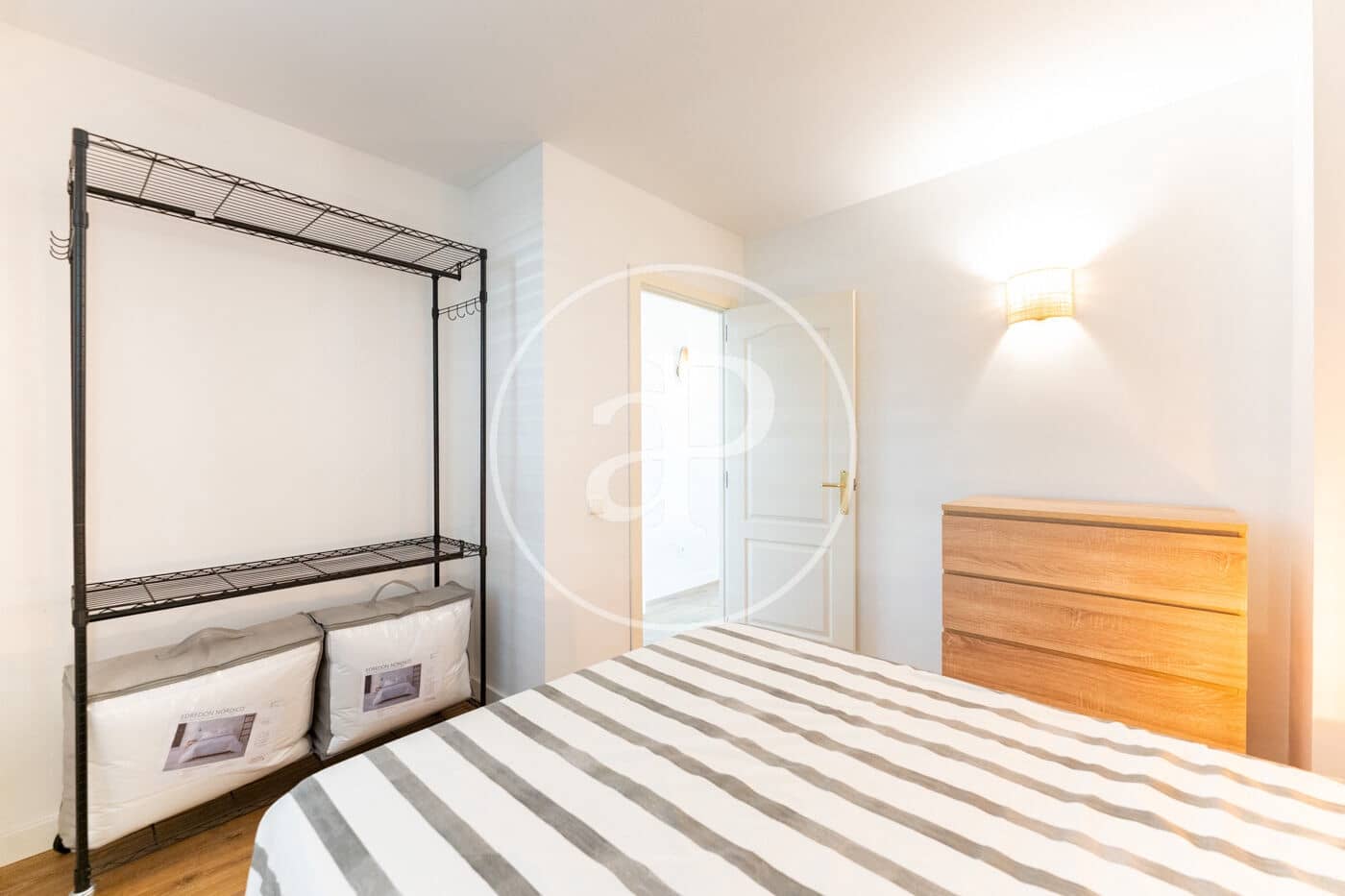 2 bedroom Penthouse for rent in Palma de Mallorca with pool - € 1,800 (Ref: 10013386)