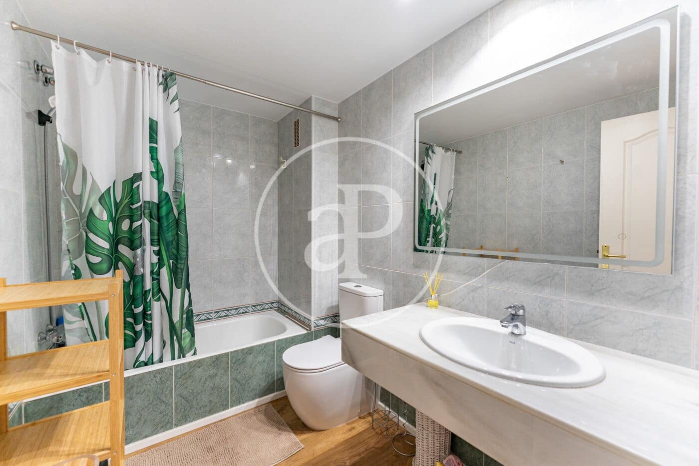 2 bedroom Penthouse for rent in Palma de Mallorca with pool - € 1,800 (Ref: 10013386)