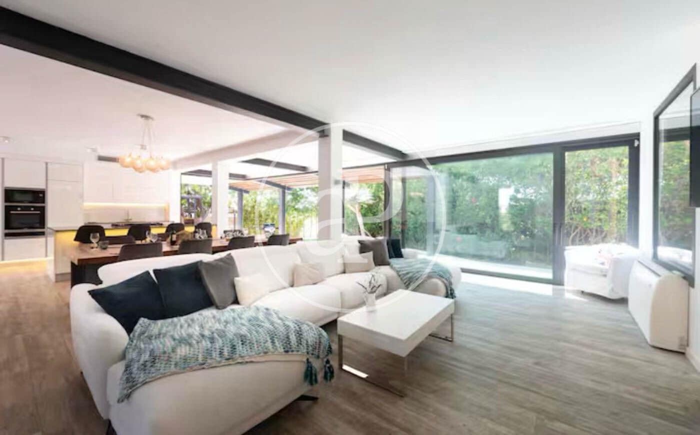 4 camera da letto Villa da affittare in Calvia con piscina garage - 12.000 € (Rif: 10032098)