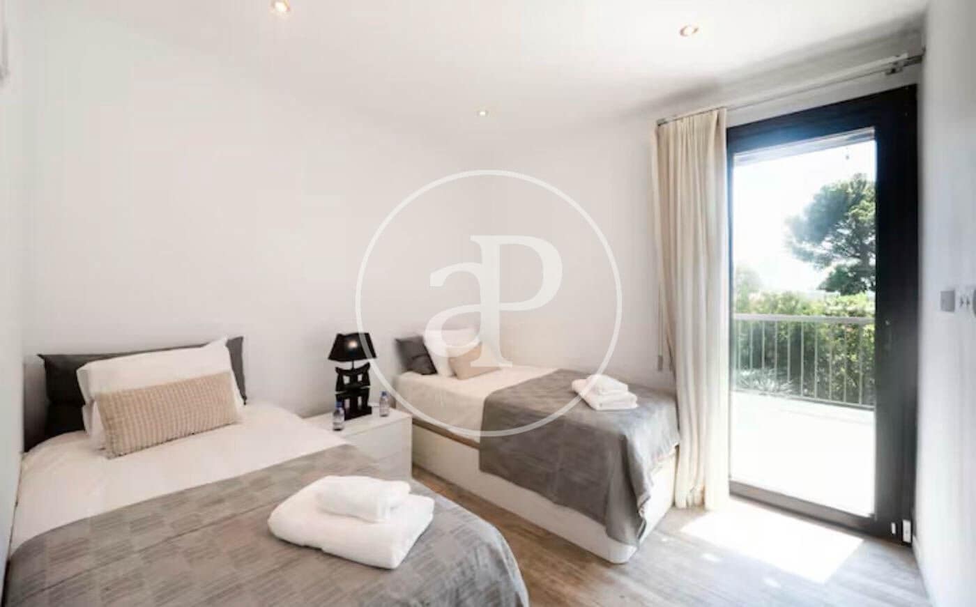 4 camera da letto Villa da affittare in Calvia con piscina garage - 12.000 € (Rif: 10032098)