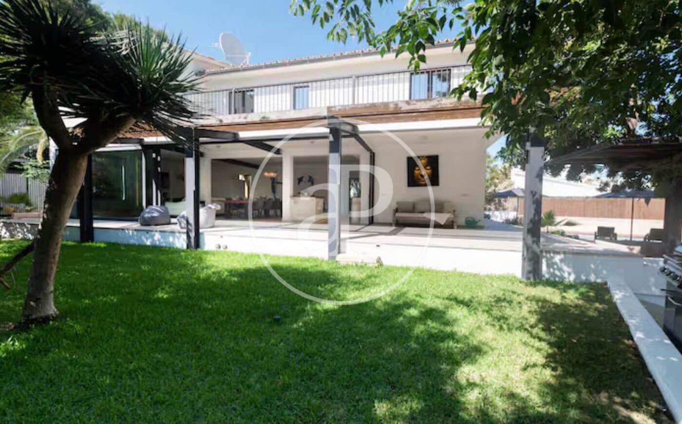 4 camera da letto Villa da affittare in Calvia con piscina garage - 12.000 € (Rif: 10032098)