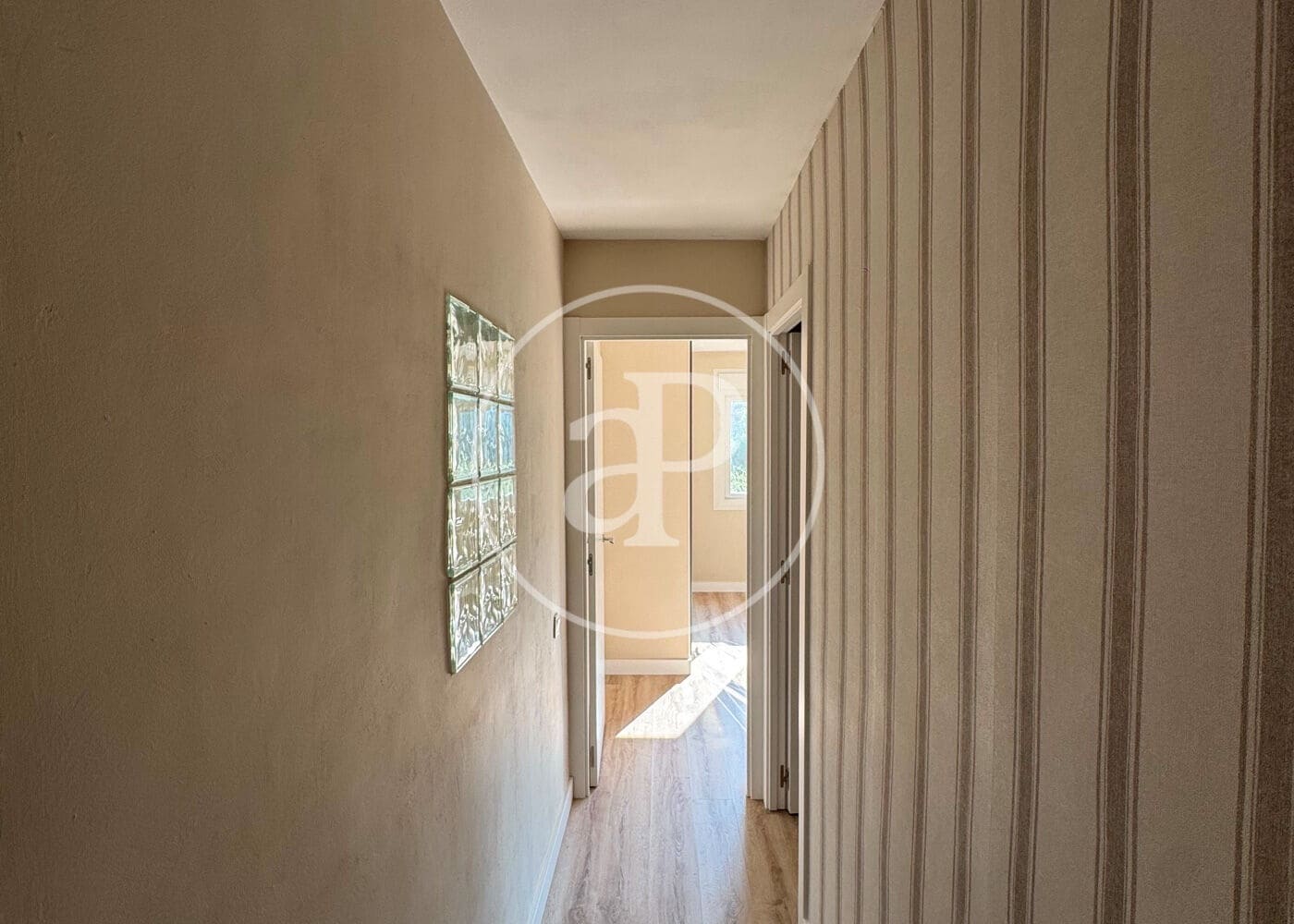 Apartamento de 3 habitaciones en Cas Catala en alquiler con garaje - 2.000 € (Ref: 10032099)