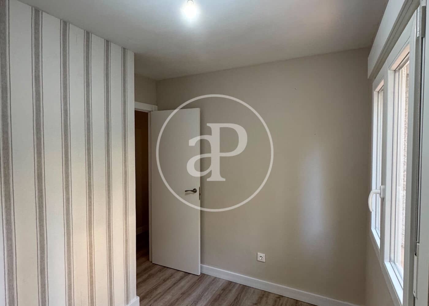 Apartamento de 3 habitaciones en Cas Catala en alquiler con garaje - 2.000 € (Ref: 10032099)