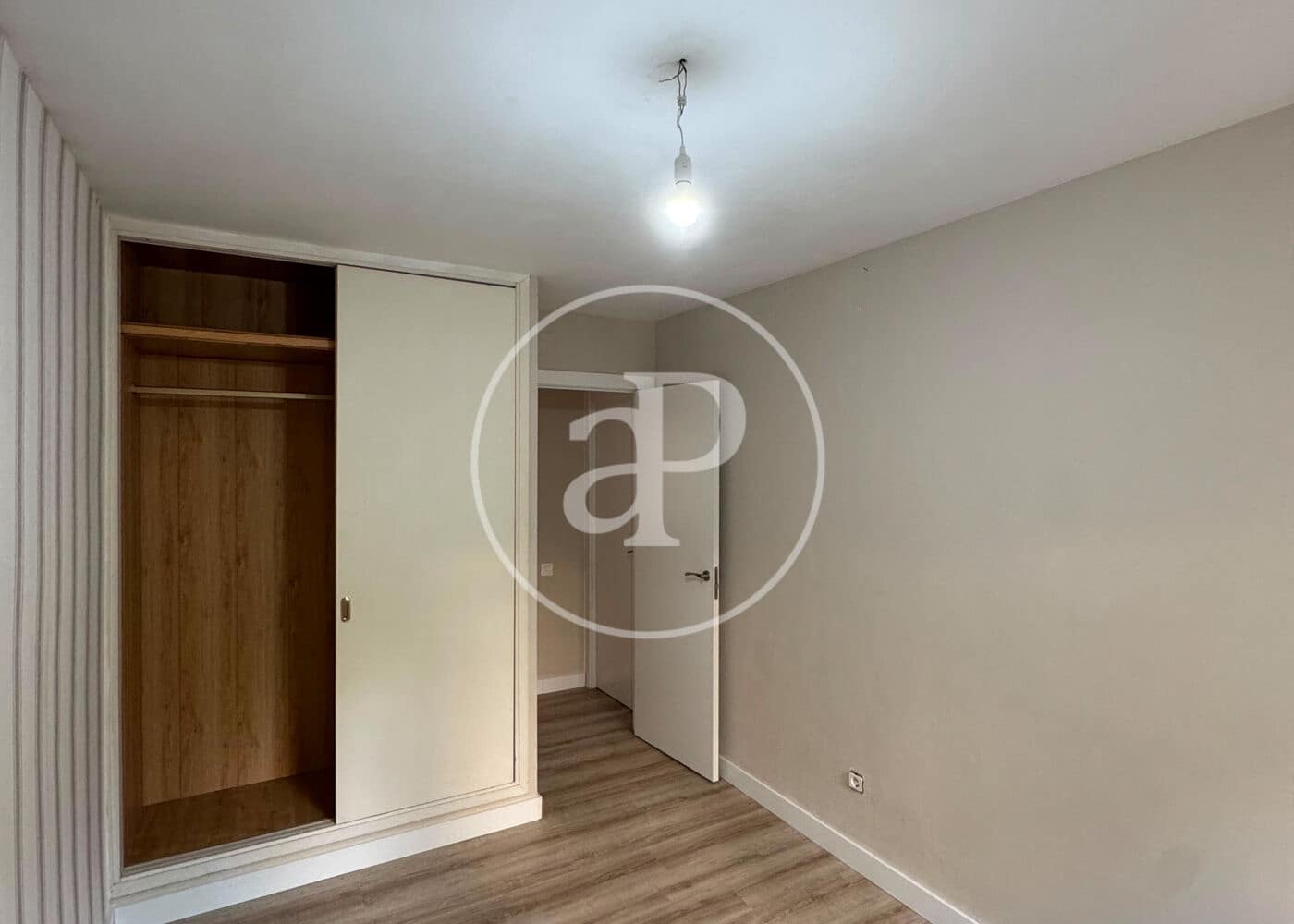 Apartamento de 3 habitaciones en Cas Catala en alquiler con garaje - 2.000 € (Ref: 10032099)