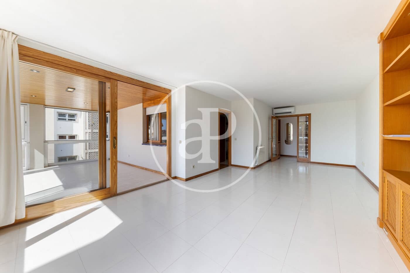 3 slaapkamer Appartement te huur in Palma de Mallorca met zwembad garage - € 2.500 (Ref: 10035431)