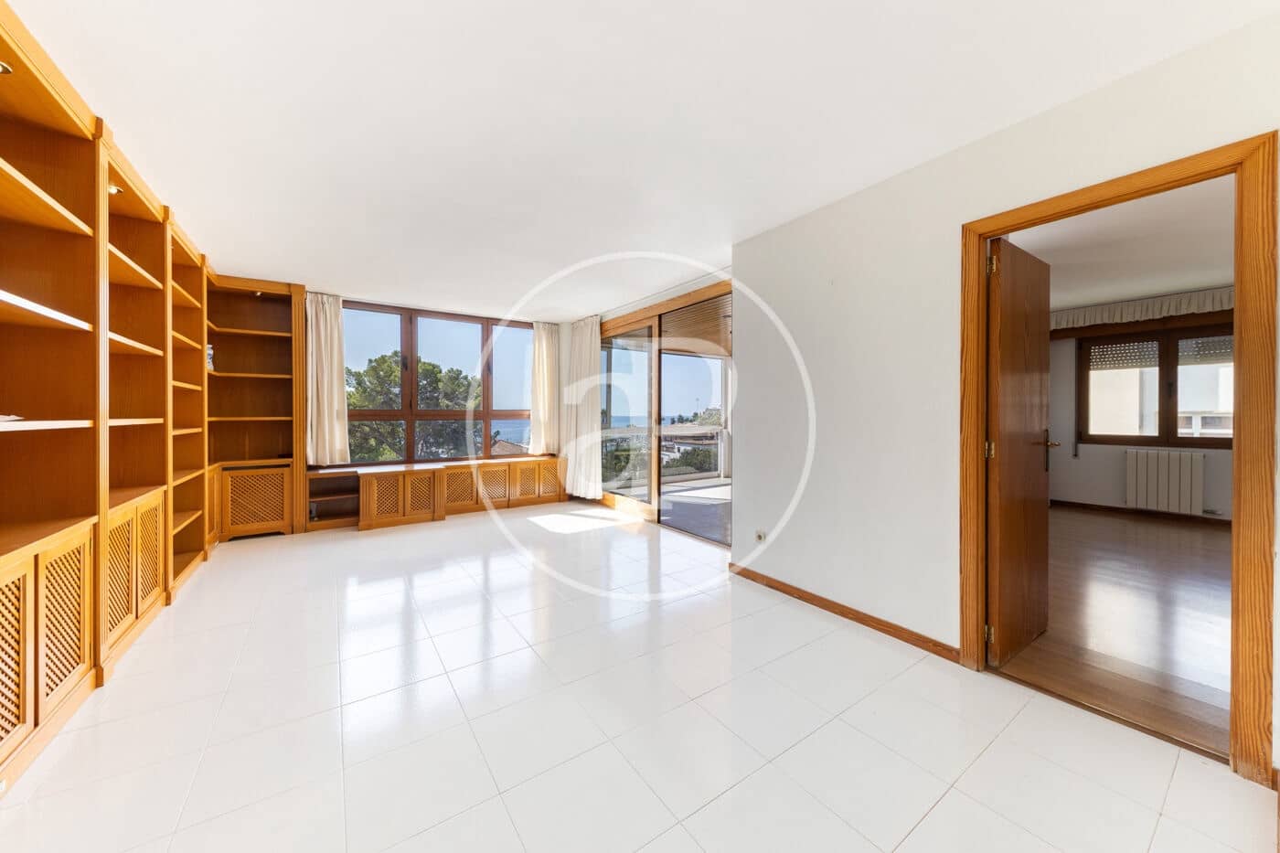 3 slaapkamer Appartement te huur in Palma de Mallorca met zwembad garage - € 2.500 (Ref: 10035431)