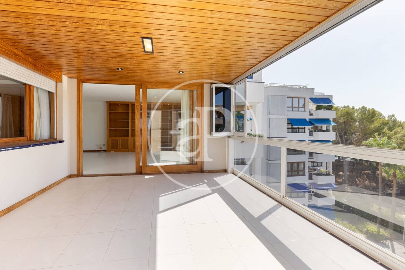 3 slaapkamer Appartement te huur in Palma de Mallorca met zwembad garage - € 2.500 (Ref: 10035431)