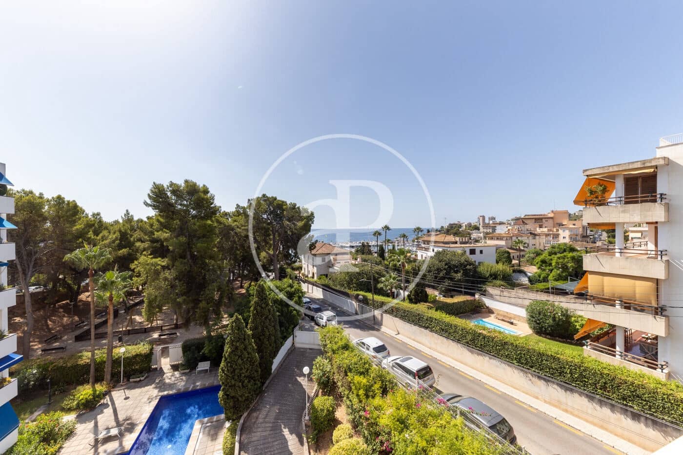 3 slaapkamer Appartement te huur in Palma de Mallorca met zwembad garage - € 2.500 (Ref: 10035431)