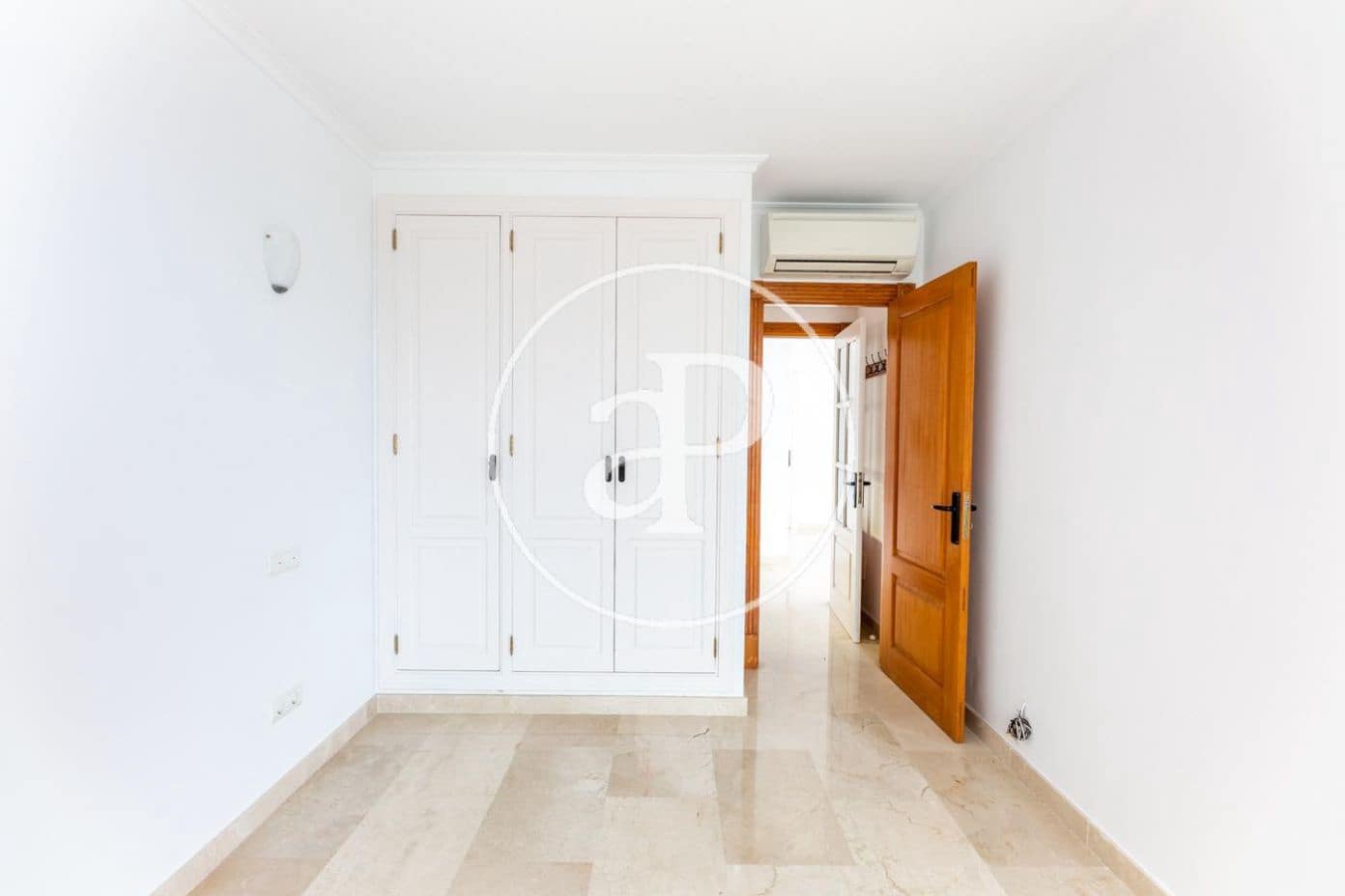 4 Zimmer Villa zu vermieten in Llucmajor mit Pool Garage - 6.200 € (Ref: 10035432)