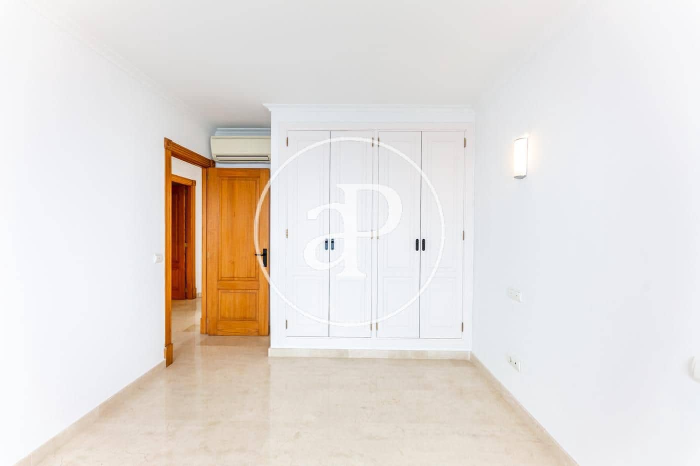 4 Zimmer Villa zu vermieten in Llucmajor mit Pool Garage - 6.200 € (Ref: 10035432)