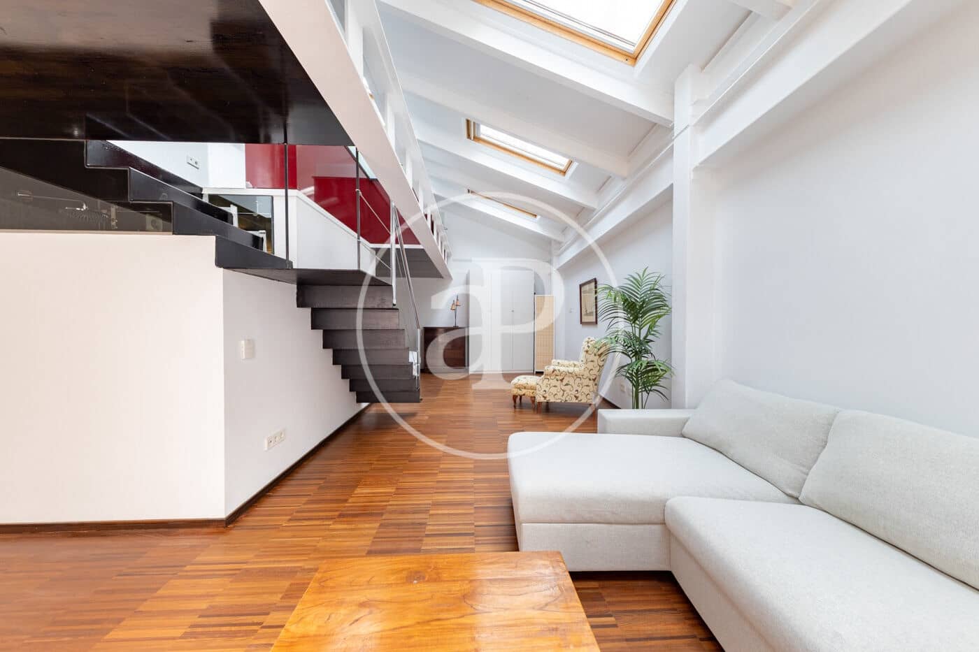 1 sovrum Lägenhet att hyra i Palma de Mallorca - 2 000 € (Ref: 10043077)