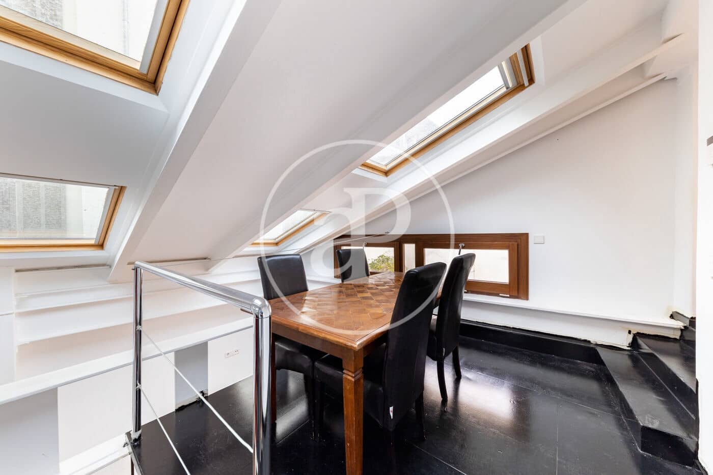 1 sovrum Lägenhet att hyra i Palma de Mallorca - 2 000 € (Ref: 10043077)