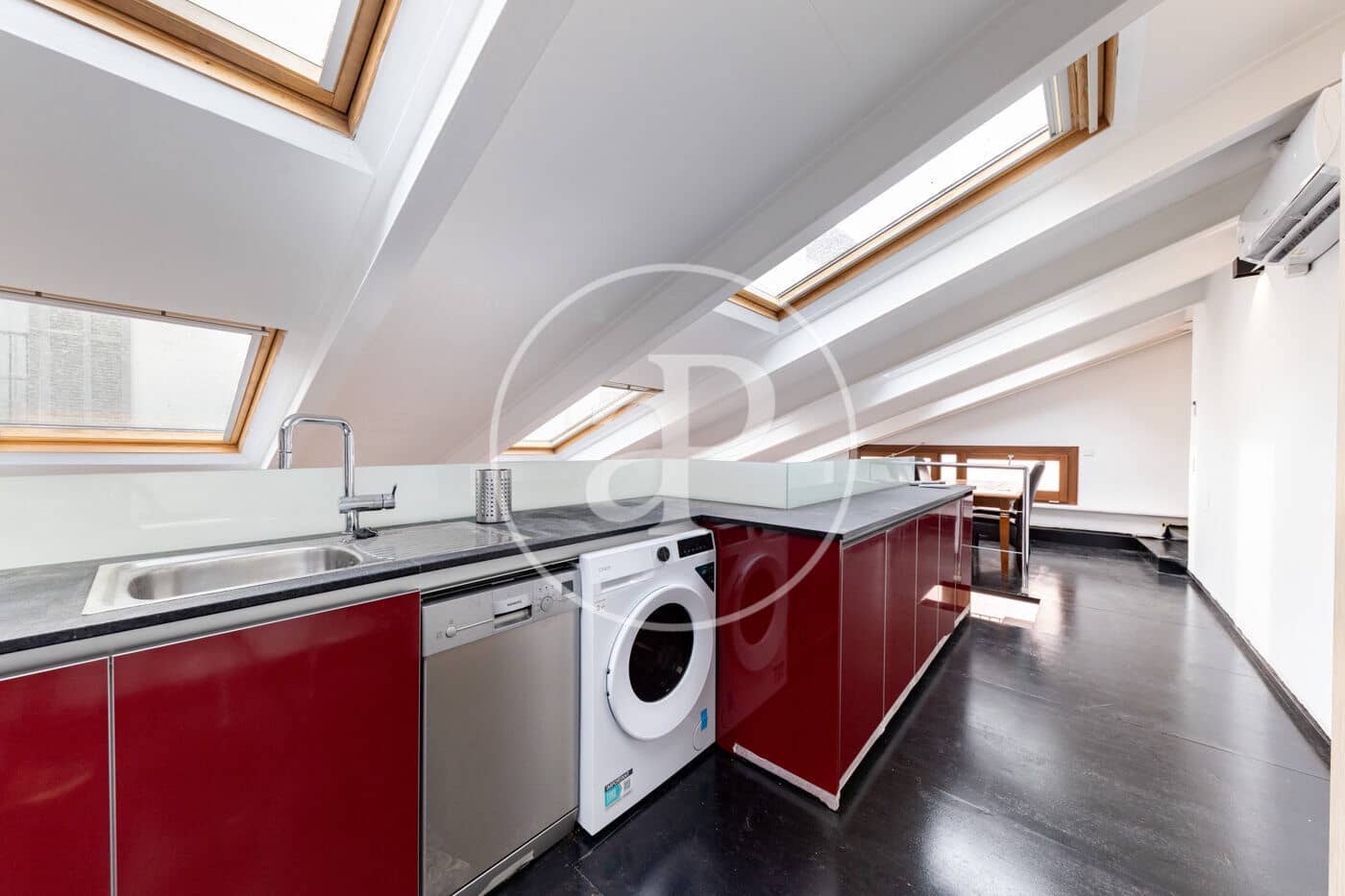 1 sovrum Lägenhet att hyra i Palma de Mallorca - 2 000 € (Ref: 10043077)