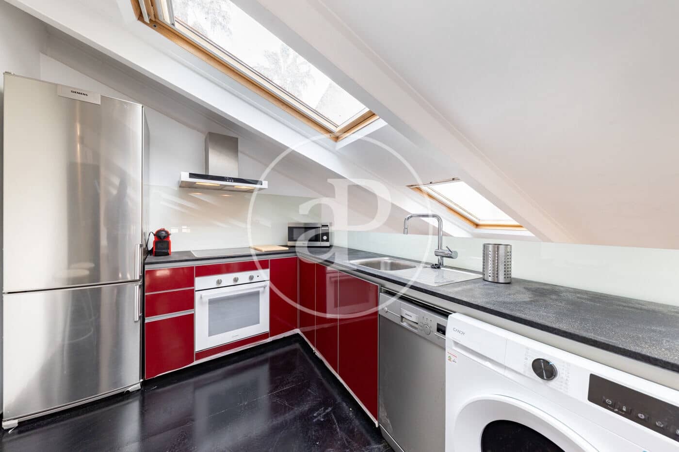 1 sovrum Lägenhet att hyra i Palma de Mallorca - 2 000 € (Ref: 10043077)