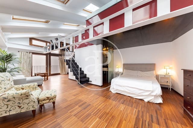 1 sovrum Lägenhet att hyra i Cort, Palma de Mallorca - 2 000 € (Ref: 10043077)