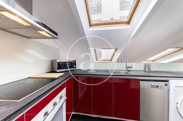 1 sovrum Lägenhet att hyra i Cort, Palma de Mallorca - 2 000 € (Ref: 10043077)