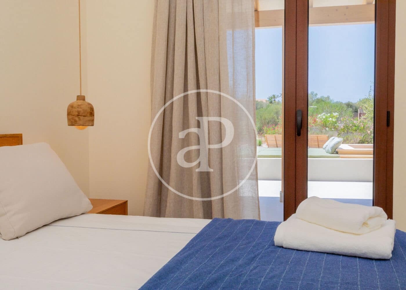 4 slaapkamer Villa te huur in Ses Salines met zwembad - € 6.500 (Ref: 10043078)