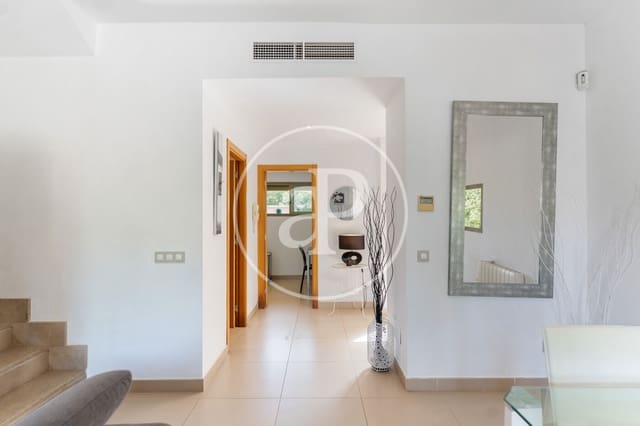 3 soverom Villa til leie i Puig de Ros, Llucmajor med svømmebasseng - € 2 900 (Ref: 10047375)