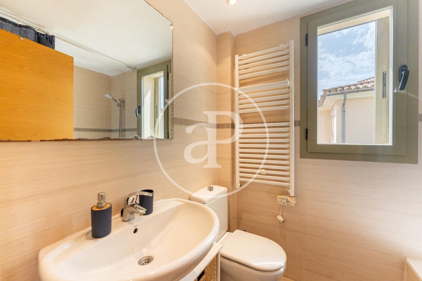 3 bedroom Villa for rent in Puig de Ros with pool - € 2,900 (Ref: 10047375)
