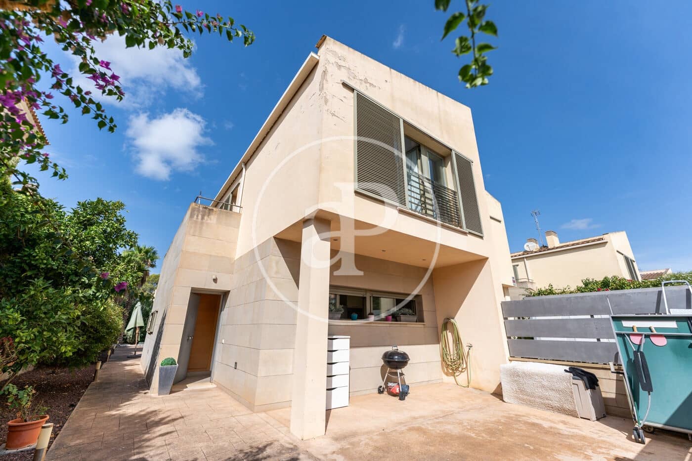 3 bedroom Villa for rent in Puig de Ros with pool - € 2,900 (Ref: 10047375)