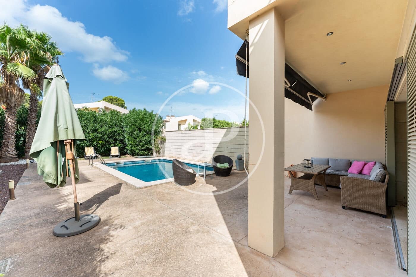 3 bedroom Villa for rent in Puig de Ros with pool - € 2,900 (Ref: 10047375)