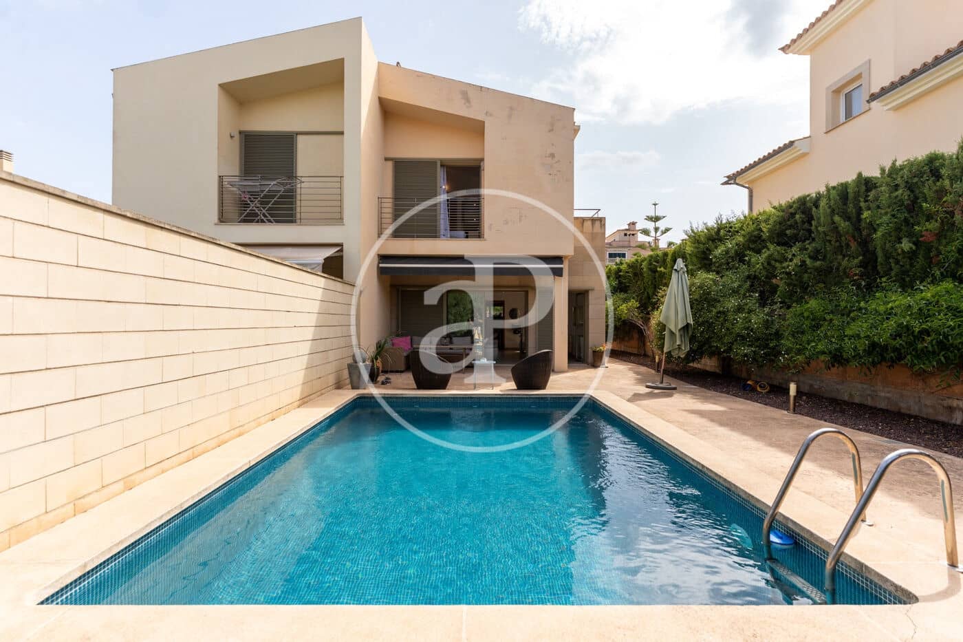 3 bedroom Villa for rent in Puig de Ros with pool - € 2,900 (Ref: 10047375)