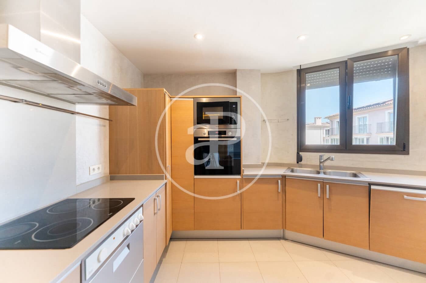 3 Zimmer Penthouse zu vermieten in Palma de Mallorca mit Pool Garage - 2.900 € (Ref: 10049353)