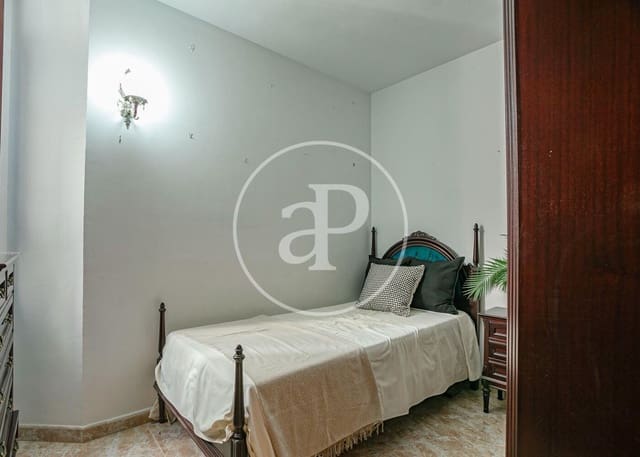2 bedroom Apartment for sale in Plaça de Toros, Palma de Mallorca - € 420,000 (Ref: 10075575)