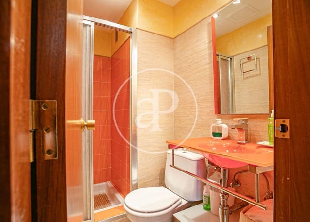 2 bedroom Apartment for sale in Plaça de Toros, Palma de Mallorca - € 420,000 (Ref: 10075575)
