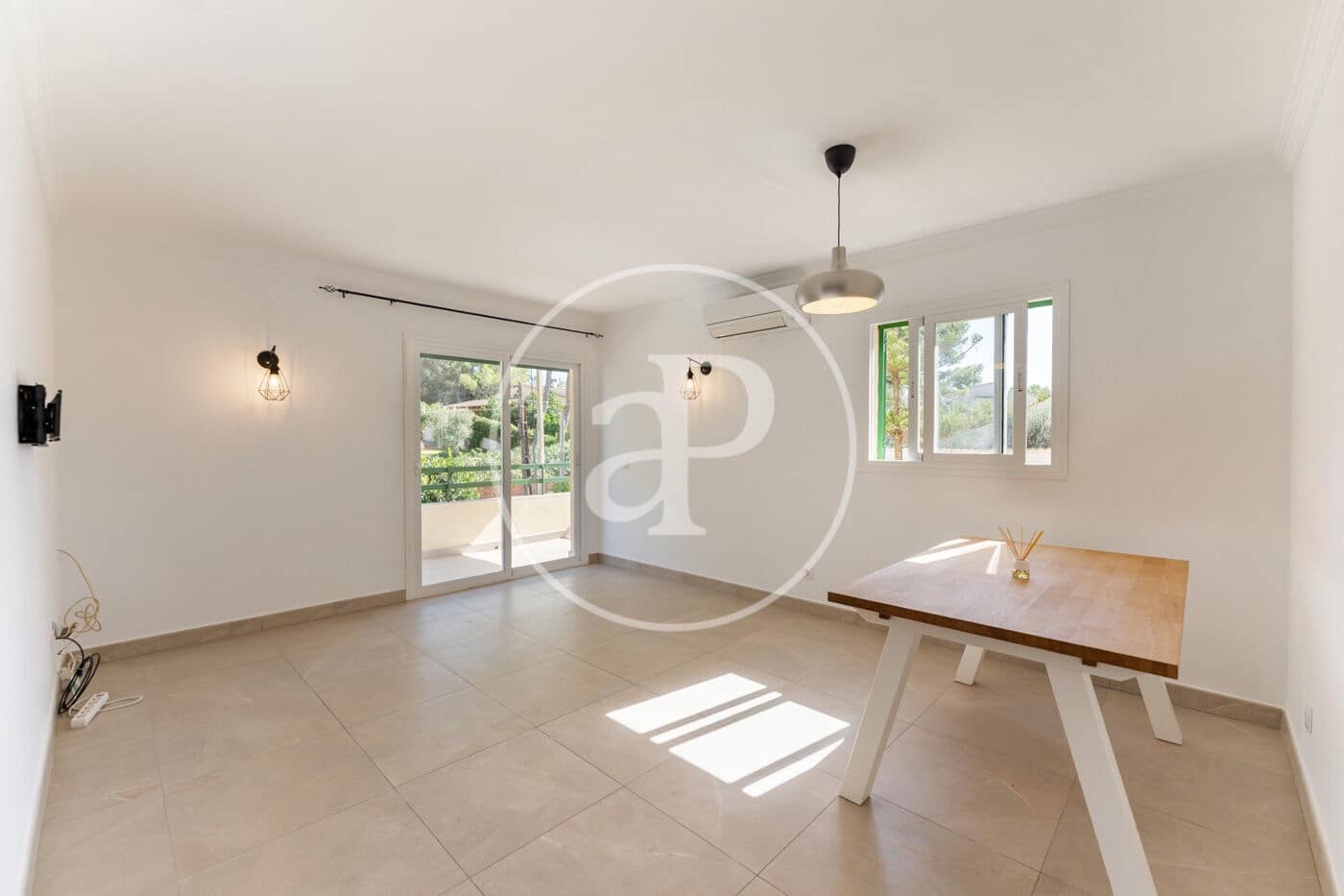 Appartement de 3 chambres à louer à Palmanova - 2 000 € (Ref: 10078193)