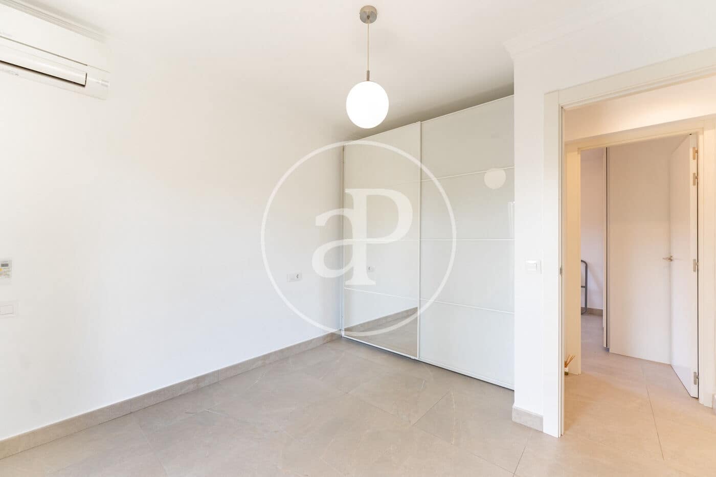 Appartement de 3 chambres à louer à Palmanova - 2 000 € (Ref: 10078193)
