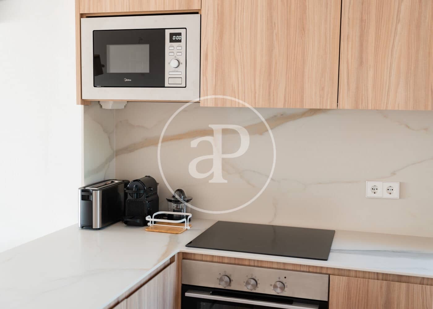 Appartement de 2 chambres à louer à Alcudia avec piscine - 2 500 € (Ref: 10094527)