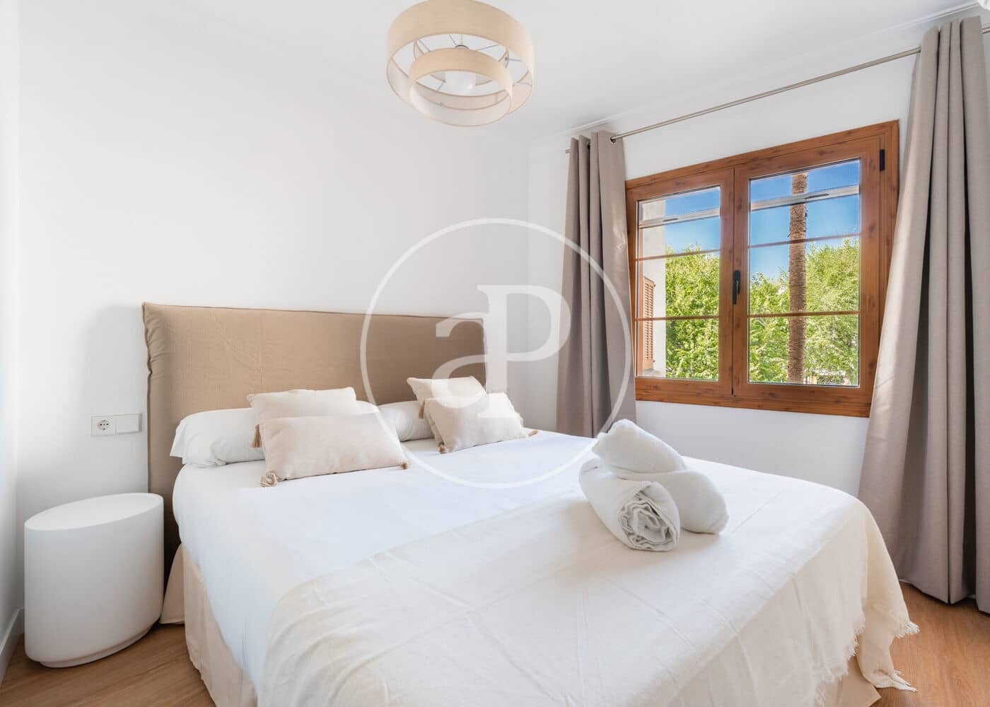 Appartement de 2 chambres à louer à Alcudia avec piscine - 2 500 € (Ref: 10094527)