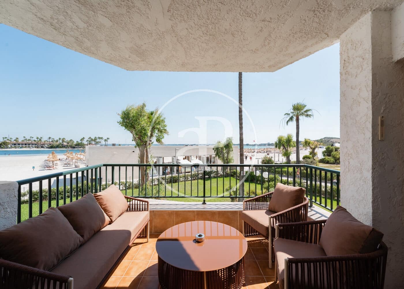 Appartement de 2 chambres à louer à Alcudia avec piscine - 2 500 € (Ref: 10094527)