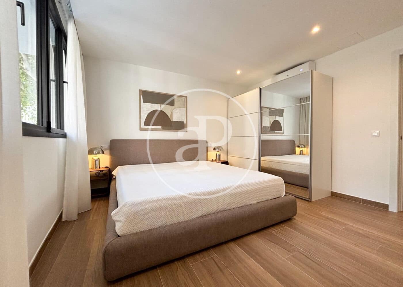 3 quarto Apartamento para arrendar em Palma de Mallorca - 3 000 € (Ref: 10094528)
