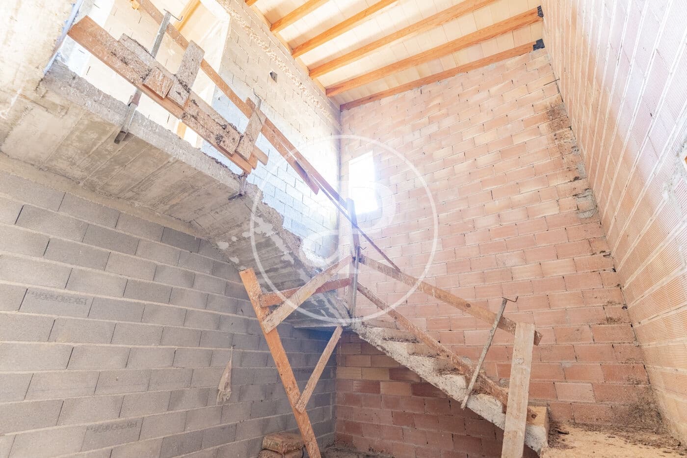 Terreno Não Urbanizado para venda em Buger - 590 000 € (Ref: 10098306)