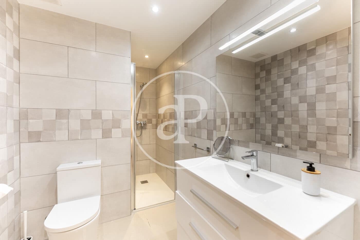 Apartamento de 4 habitaciones en Palma de Mallorca en alquiler con garaje - 3.300 € (Ref: 10115683)