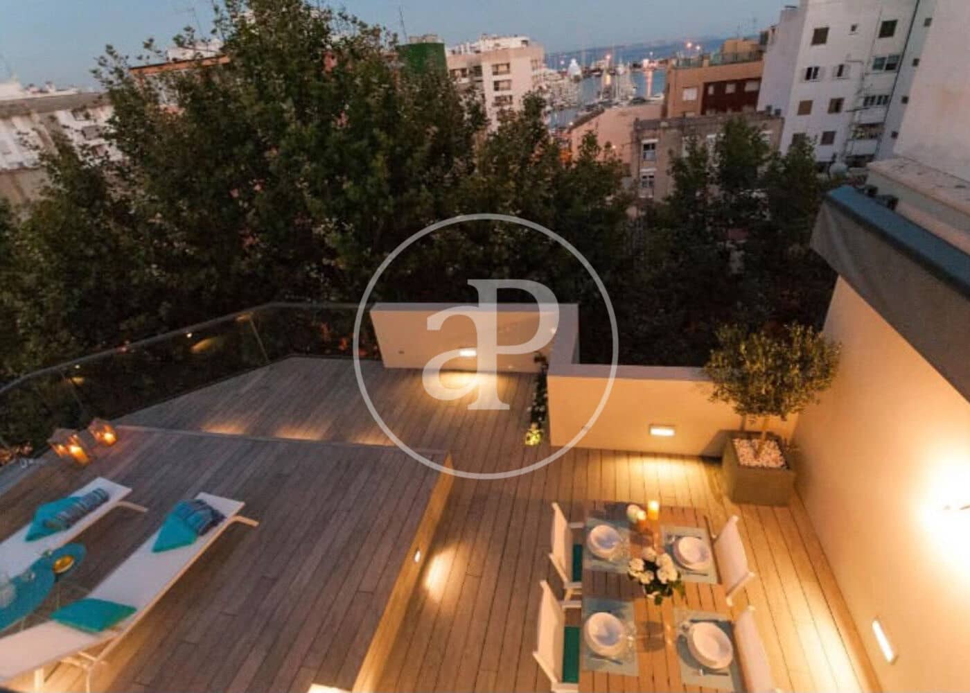 3 bedroom Penthouse for rent in Palma de Mallorca with pool - € 5,500 (Ref: 10115684)