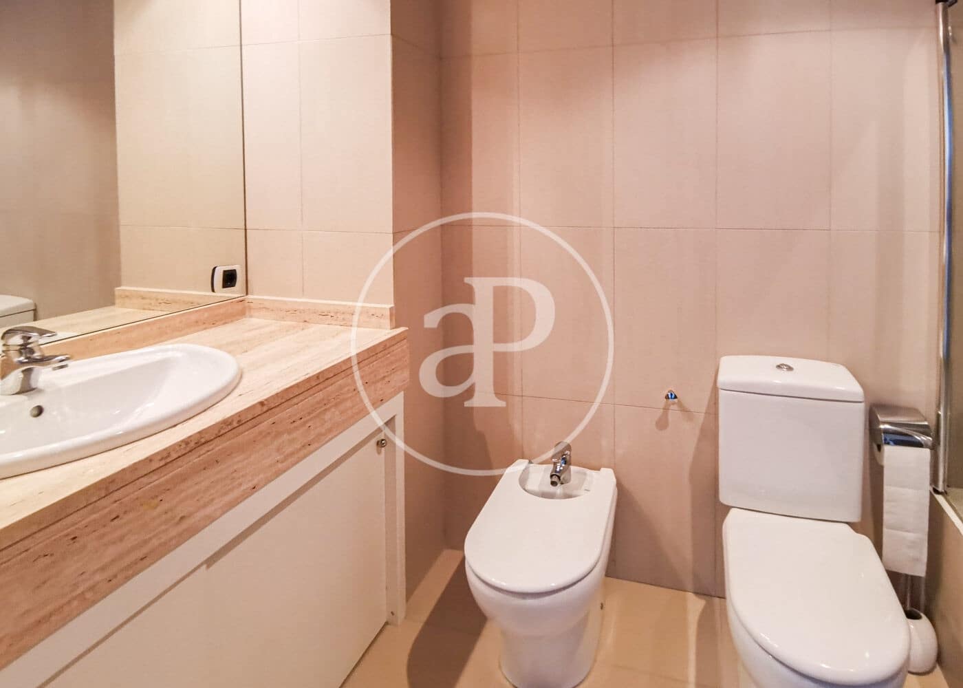 3 soveværelse Lejlighed til leje i Palma de Mallorca med garage - € 2.400 (Ref: 10115685)