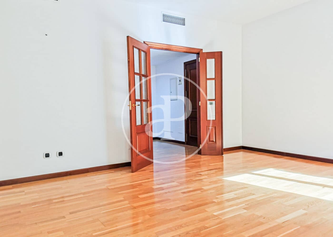 3 soveværelse Lejlighed til leje i Palma de Mallorca med garage - € 2.400 (Ref: 10115685)