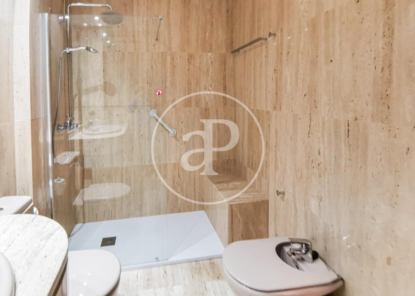 3 soveværelse Lejlighed til leje i Palma de Mallorca med garage - € 2.400 (Ref: 10115685)