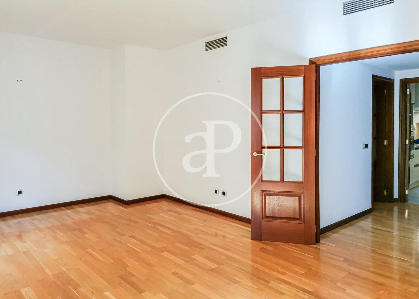 3 soveværelse Lejlighed til leje i Palma de Mallorca med garage - € 2.400 (Ref: 10115685)