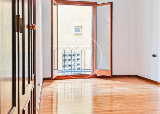 3 soveværelse Lejlighed til leje i La Llotja - Born, Palma de Mallorca med garage - € 2.400 (Ref: 10115685)