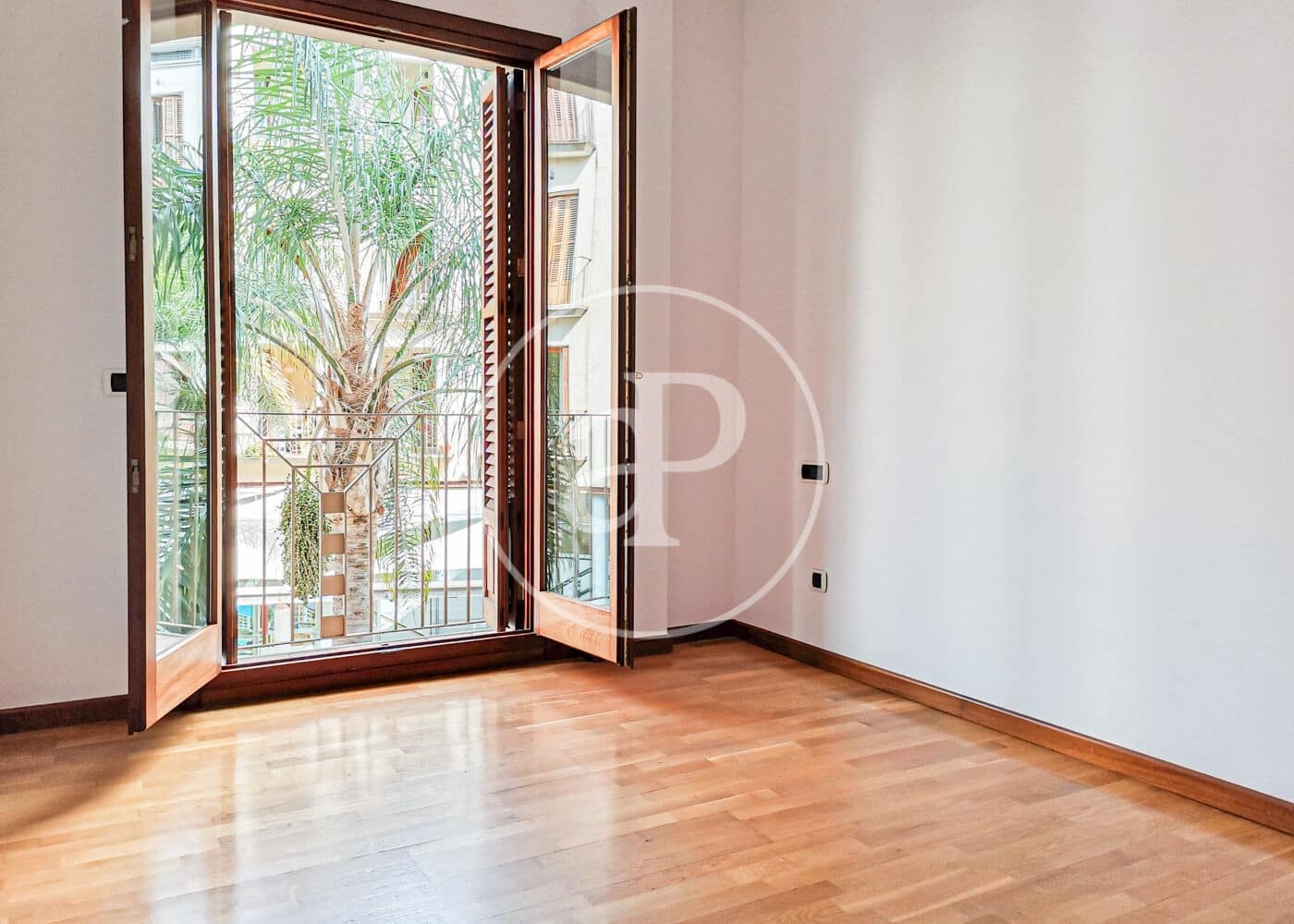 3 soveværelse Lejlighed til leje i Palma de Mallorca med garage - € 2.400 (Ref: 10115685)