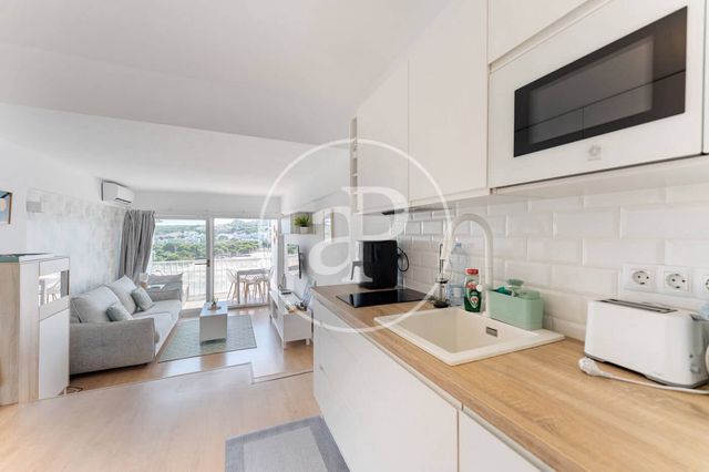 1 sovrum Lägenhet att hyra i Santa Ponsa, Calvià med pool - 1 200 € (Ref: 10119960)