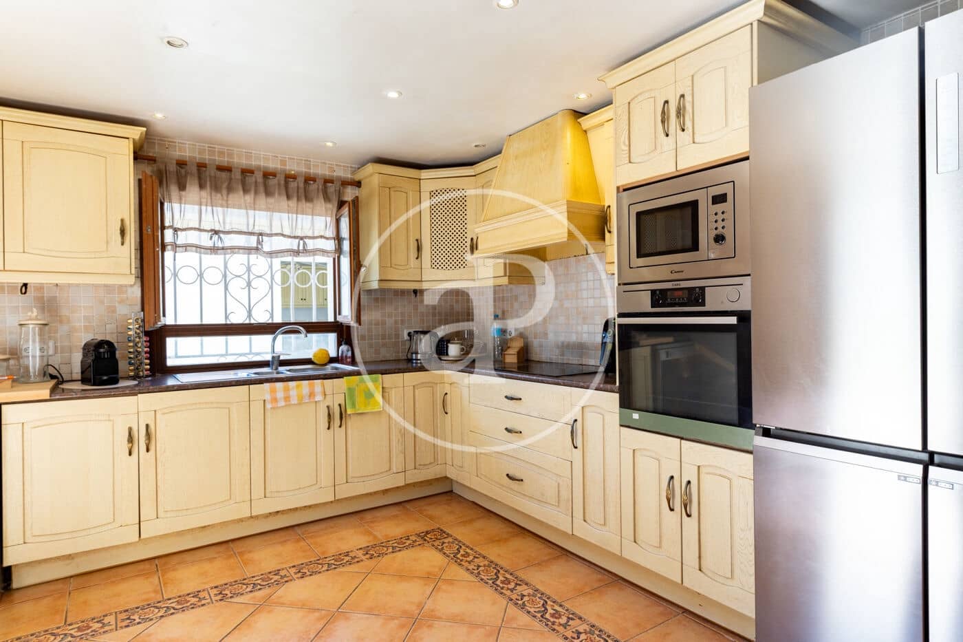 6 bedroom Villa for sale in Palmanova with pool garage - € 1,590,000 (Ref: 10124461)