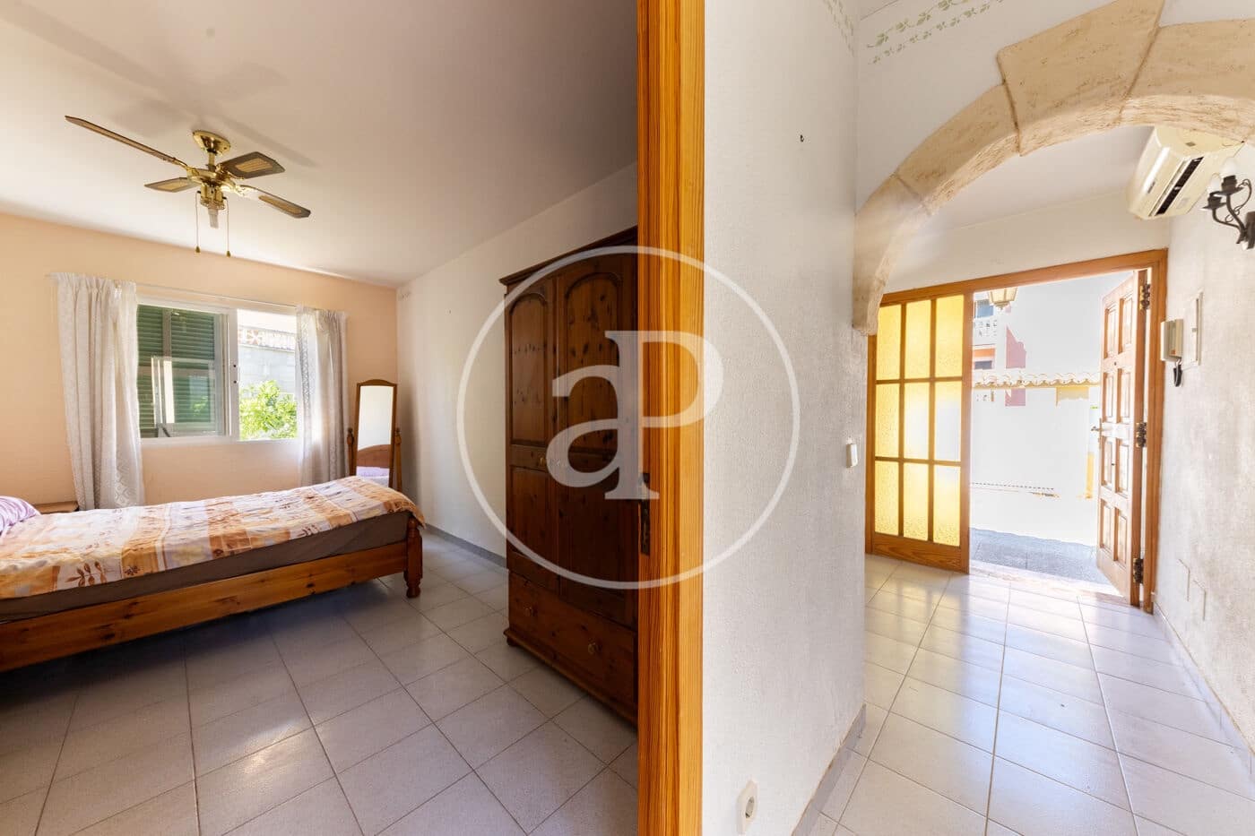 6 bedroom Villa for sale in Palmanova with pool garage - € 1,590,000 (Ref: 10124461)