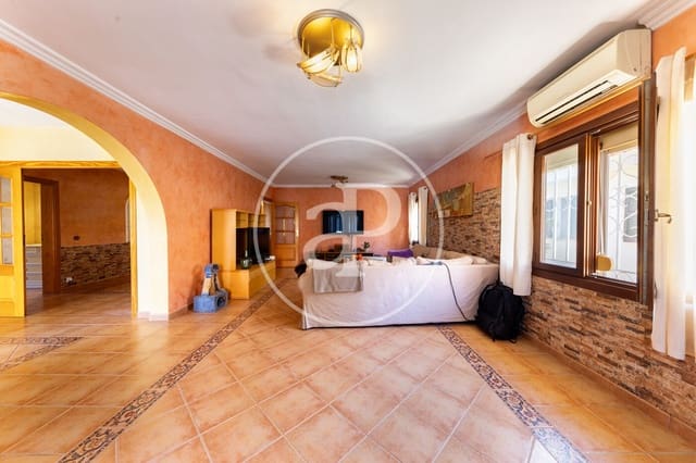 6 Zimmer Villa zu verkaufen in Palmanova, Calvià mit Pool Garage - 1.590.000 € (Ref: 10124461)
