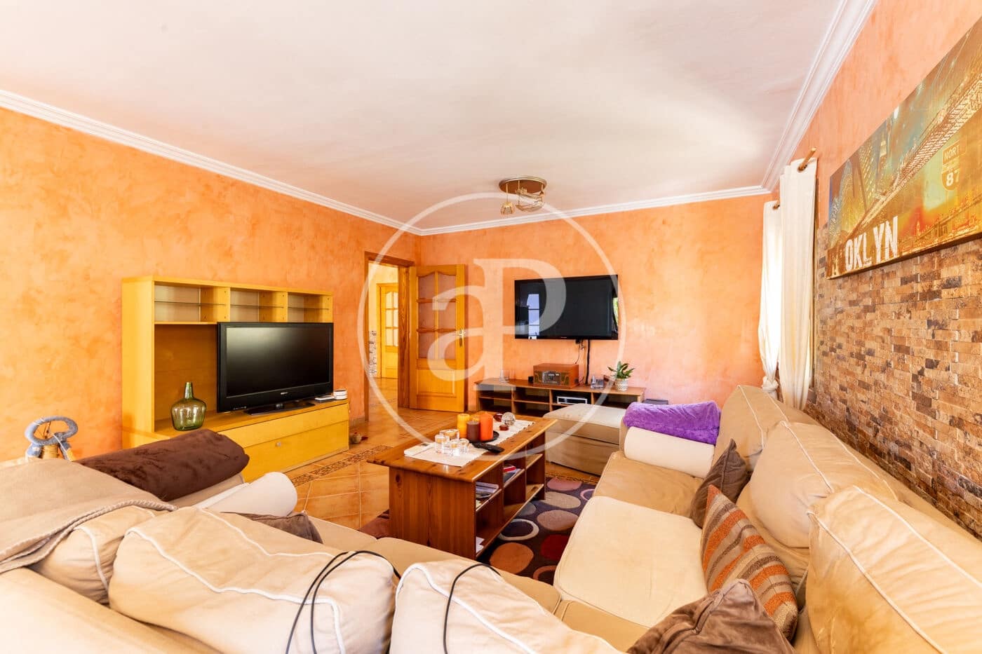6 bedroom Villa for sale in Palmanova with pool garage - € 1,590,000 (Ref: 10124461)
