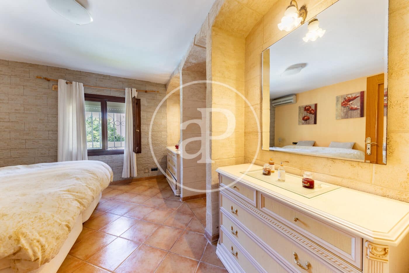 6 bedroom Villa for sale in Palmanova with pool garage - € 1,590,000 (Ref: 10124461)
